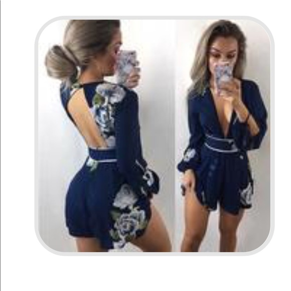 Other - 🌸Floral Beach Romper🌸